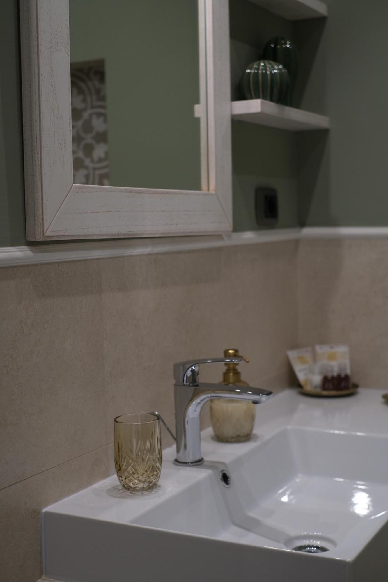 Il Poggiolo Fiorito Hotel Taranto Ngoại thất bức ảnh