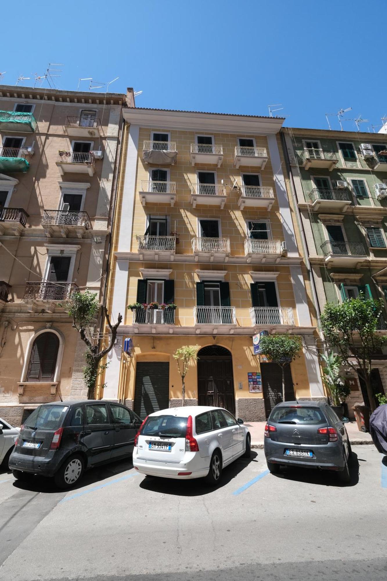 Il Poggiolo Fiorito Hotel Taranto Ngoại thất bức ảnh