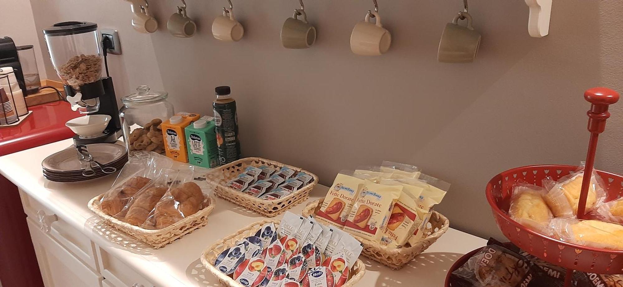 Il Poggiolo Fiorito Hotel Taranto Ngoại thất bức ảnh