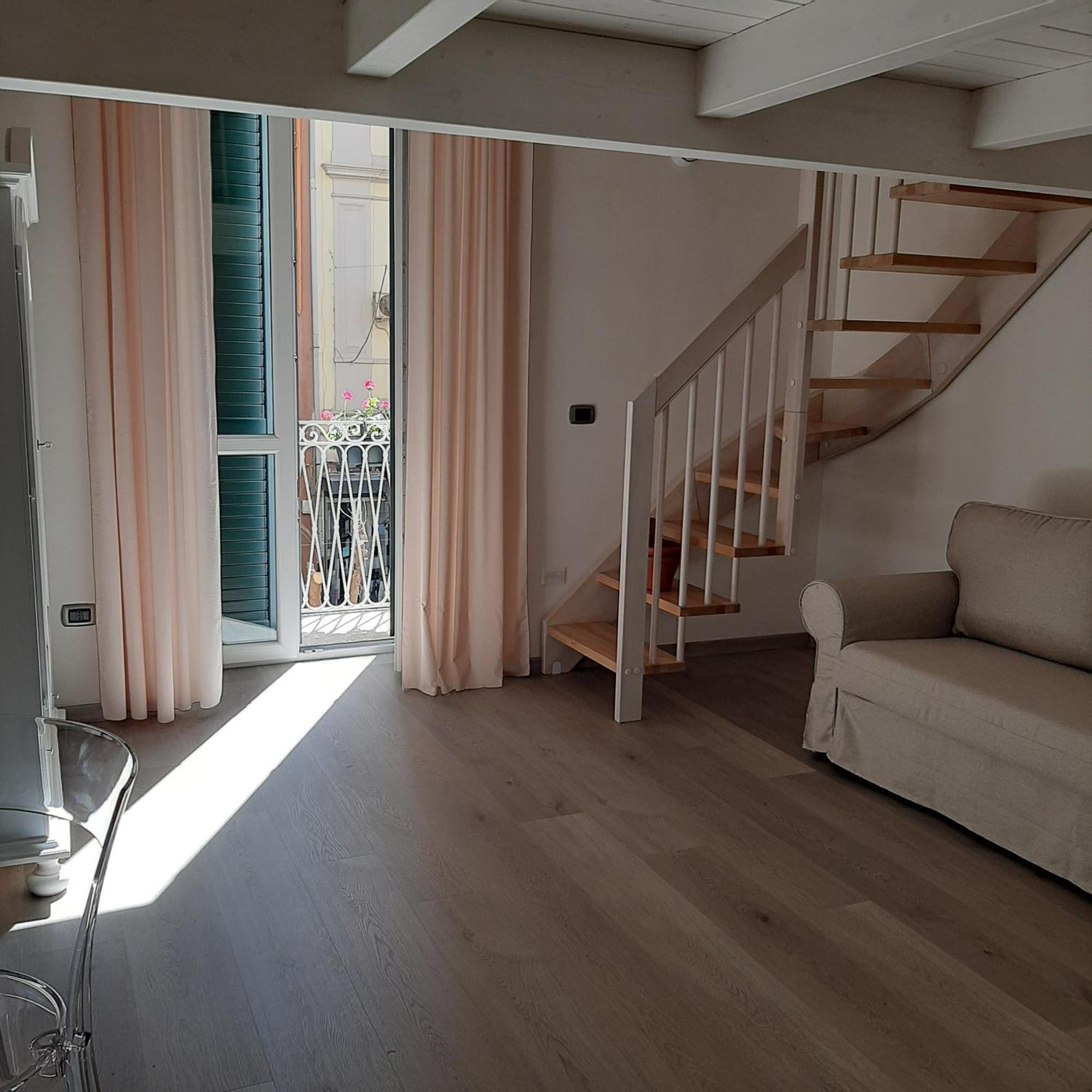 Il Poggiolo Fiorito Hotel Taranto Ngoại thất bức ảnh